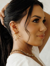 Load image into Gallery viewer, Jodi Earrings
