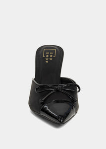 Naomi Heels