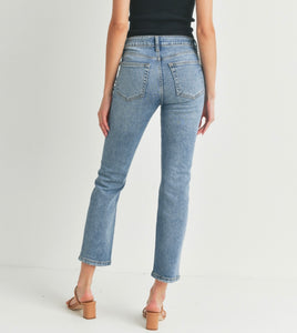 Straight Leg Distressed Jean