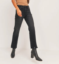 Load image into Gallery viewer, Vintage Straight Leg Jeans
