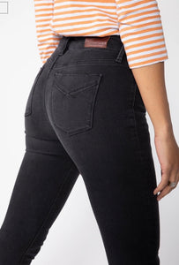 Kora Skinny Jean in Cinder