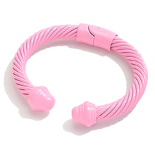 Load image into Gallery viewer, Twisted Cable Hinge Bracelet
