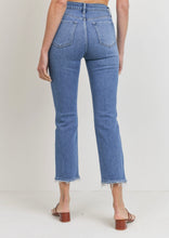 Load image into Gallery viewer, Slim Ankle Jeans
